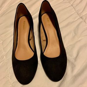 Old Navy Black Suede Block Heels - 9.5M